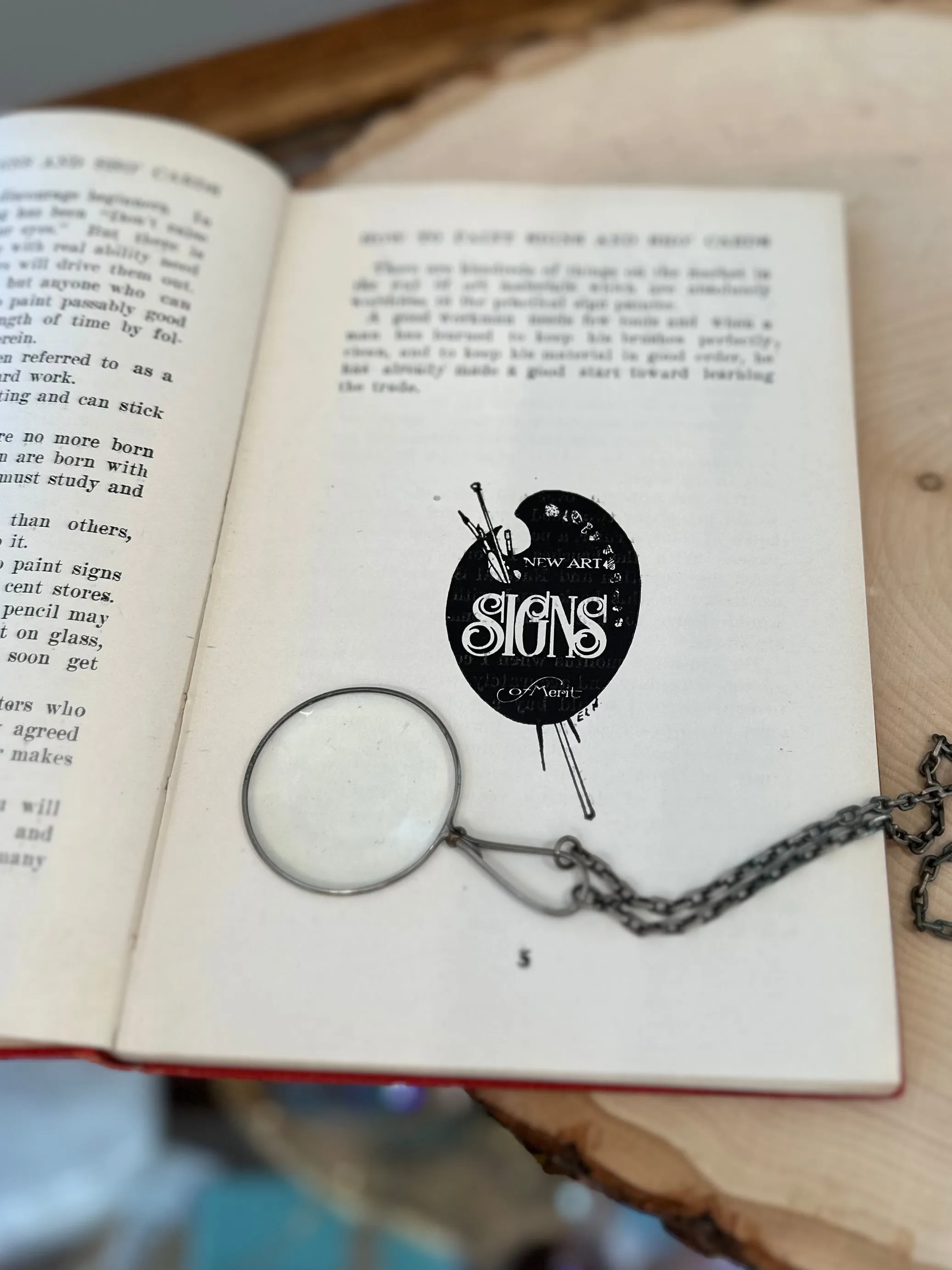 Antique Silver Tone Link Chain with Magnifying Glass Pendant Unique Statement Necklace