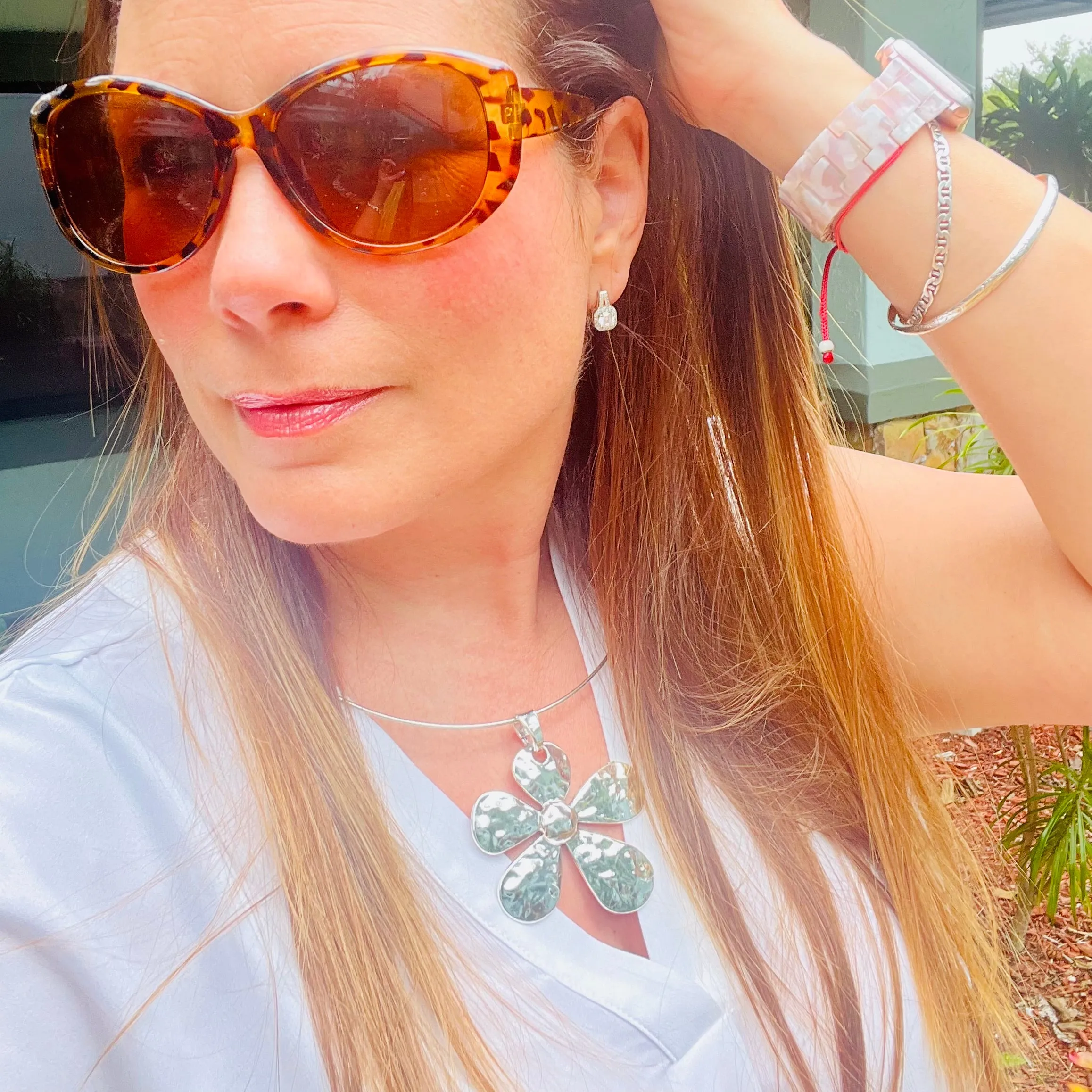 Big Flower Necklace