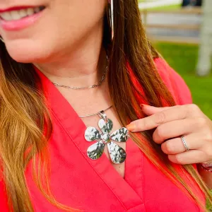 Big Flower Necklace