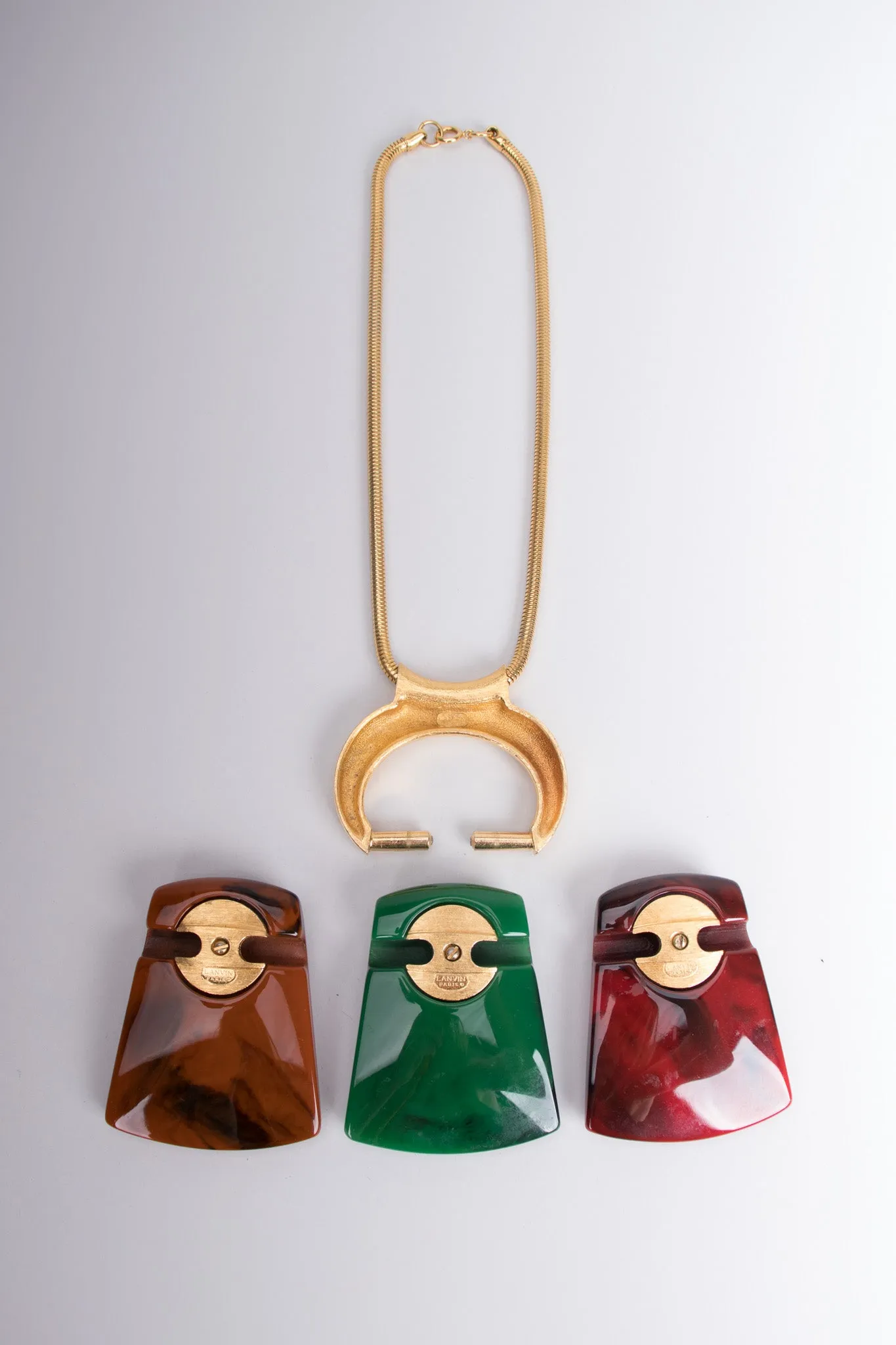 Bijoux Interchangeable Pendant Necklace