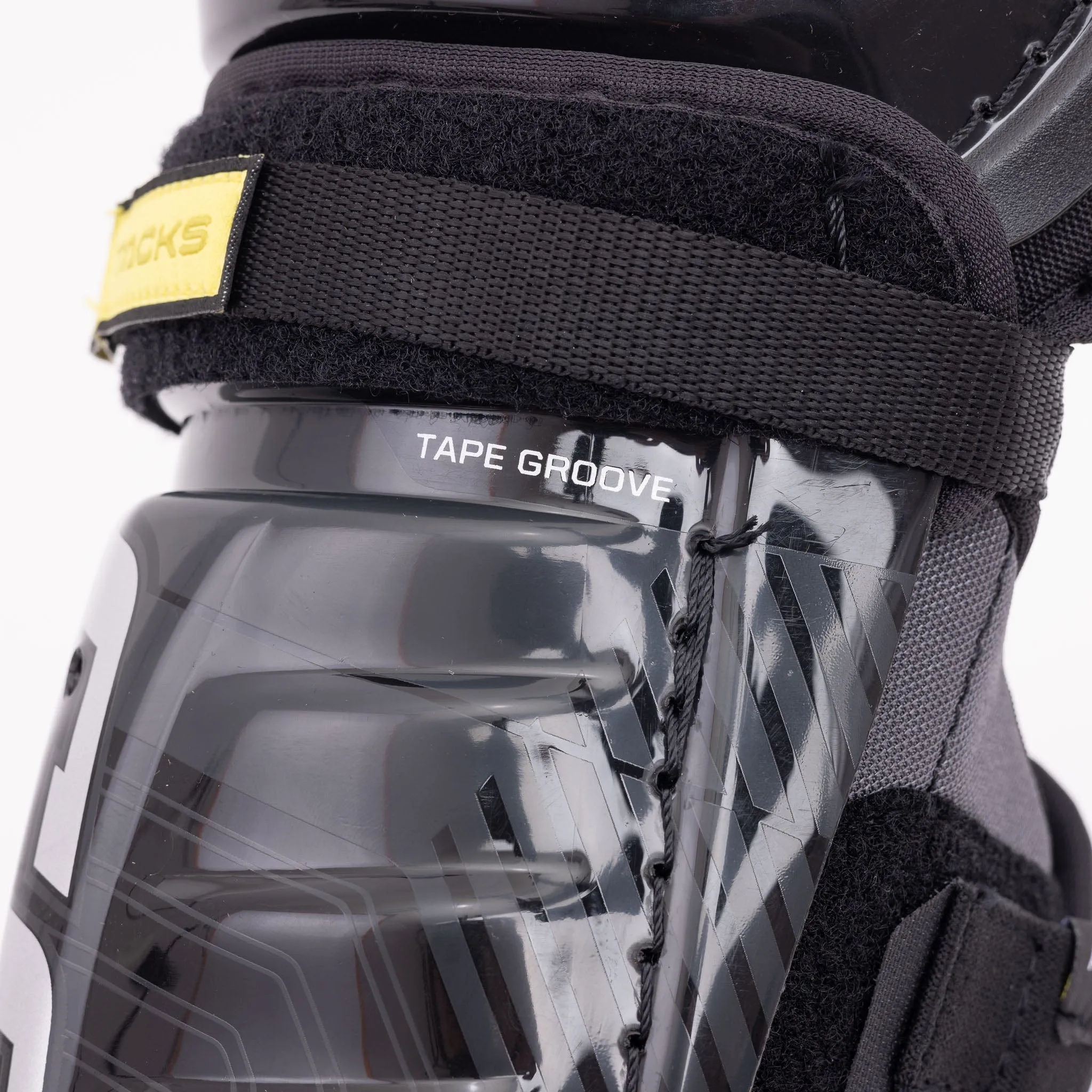 CCM Tacks AS-V Junior Hockey Shin Guards