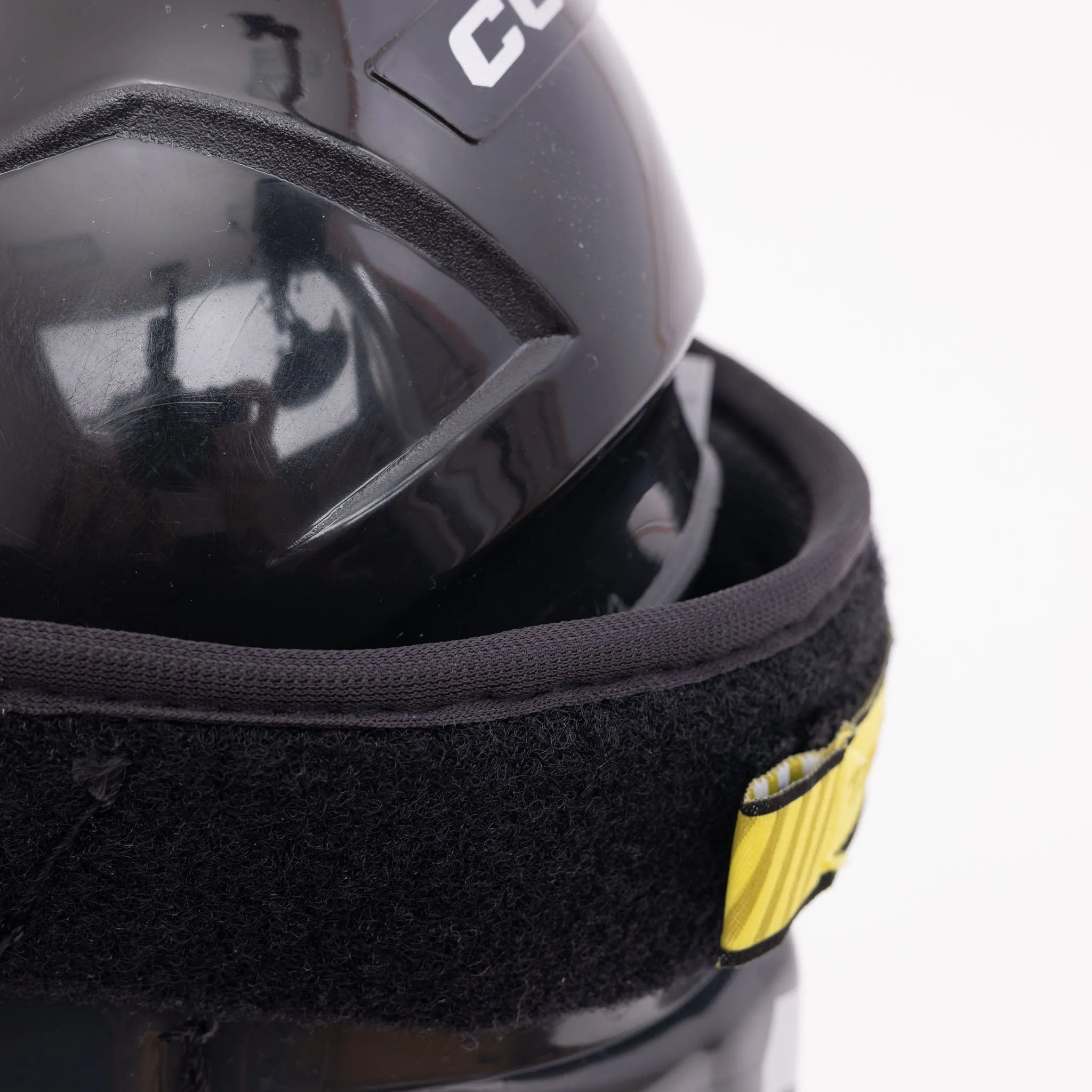 CCM Tacks AS-V Junior Hockey Shin Guards