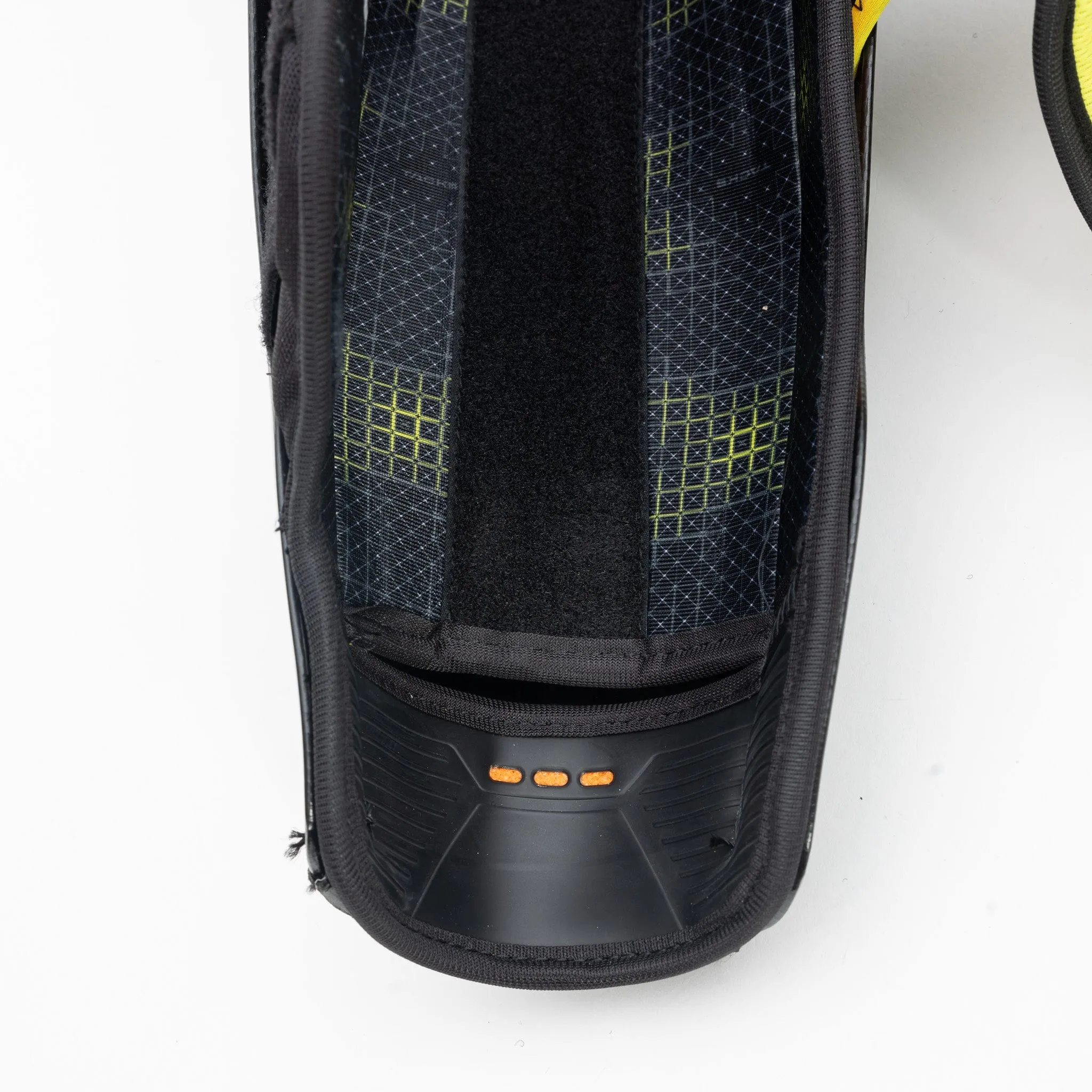 CCM Tacks XF Junior Hockey Shin Guards