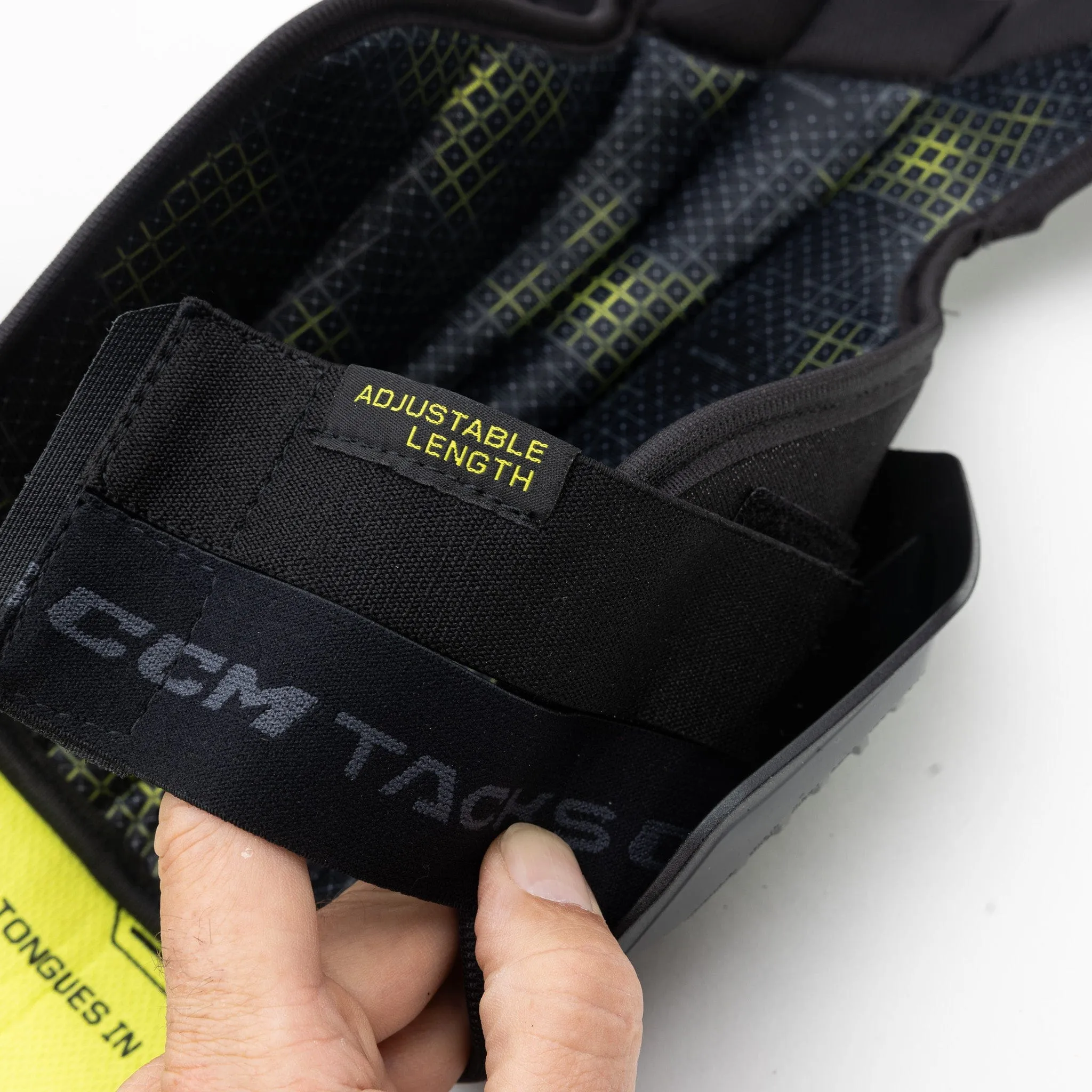 CCM Tacks XF Junior Hockey Shin Guards
