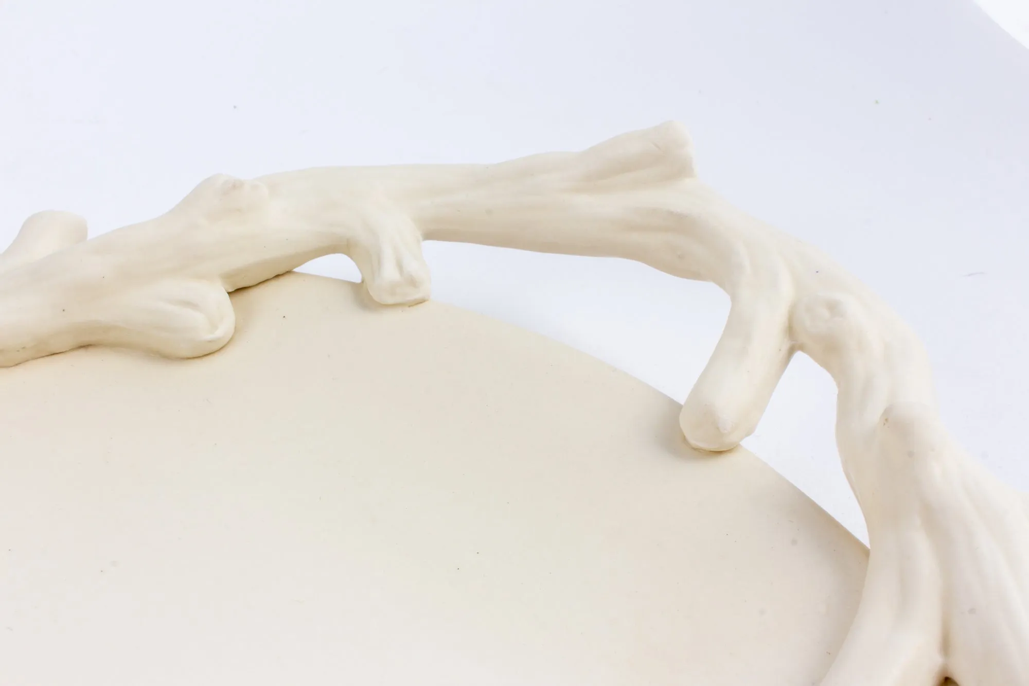 Ceramic Ovular Tray with Branch Handles in Matte Cream