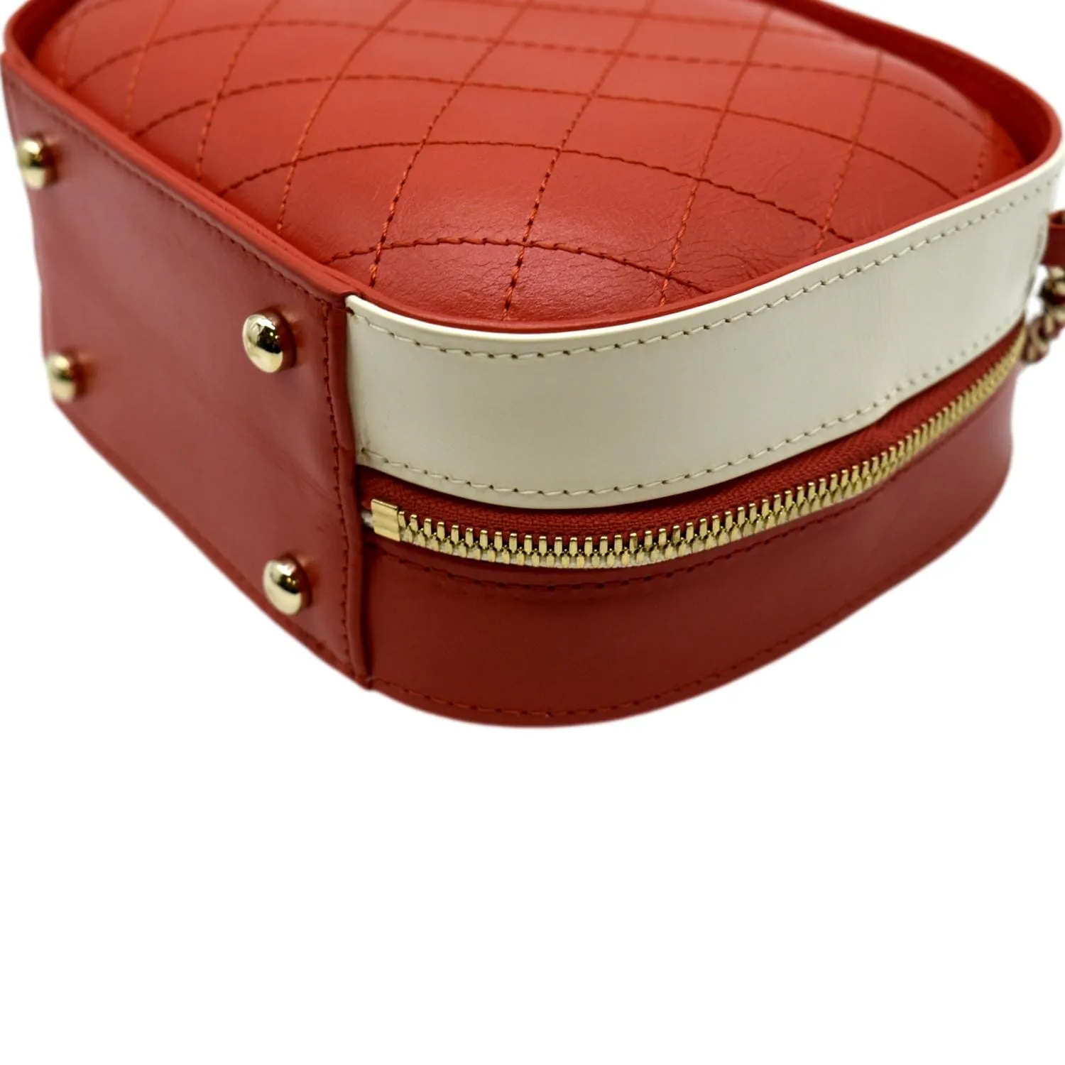 CHANEL Crumpled Calfskin Leather Vanity Case Crossbody Bag Red