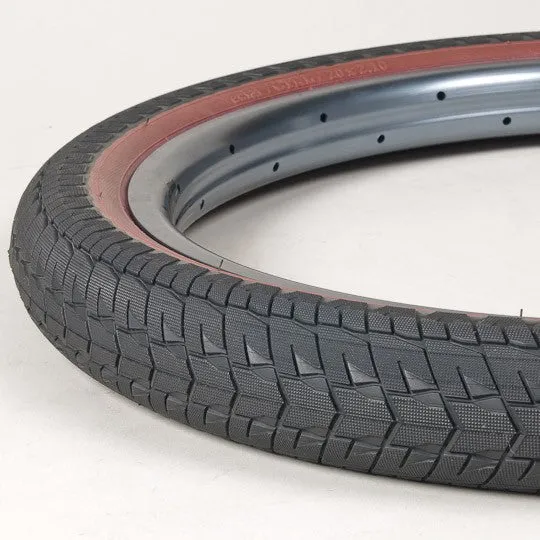 Eclat CTRL tire