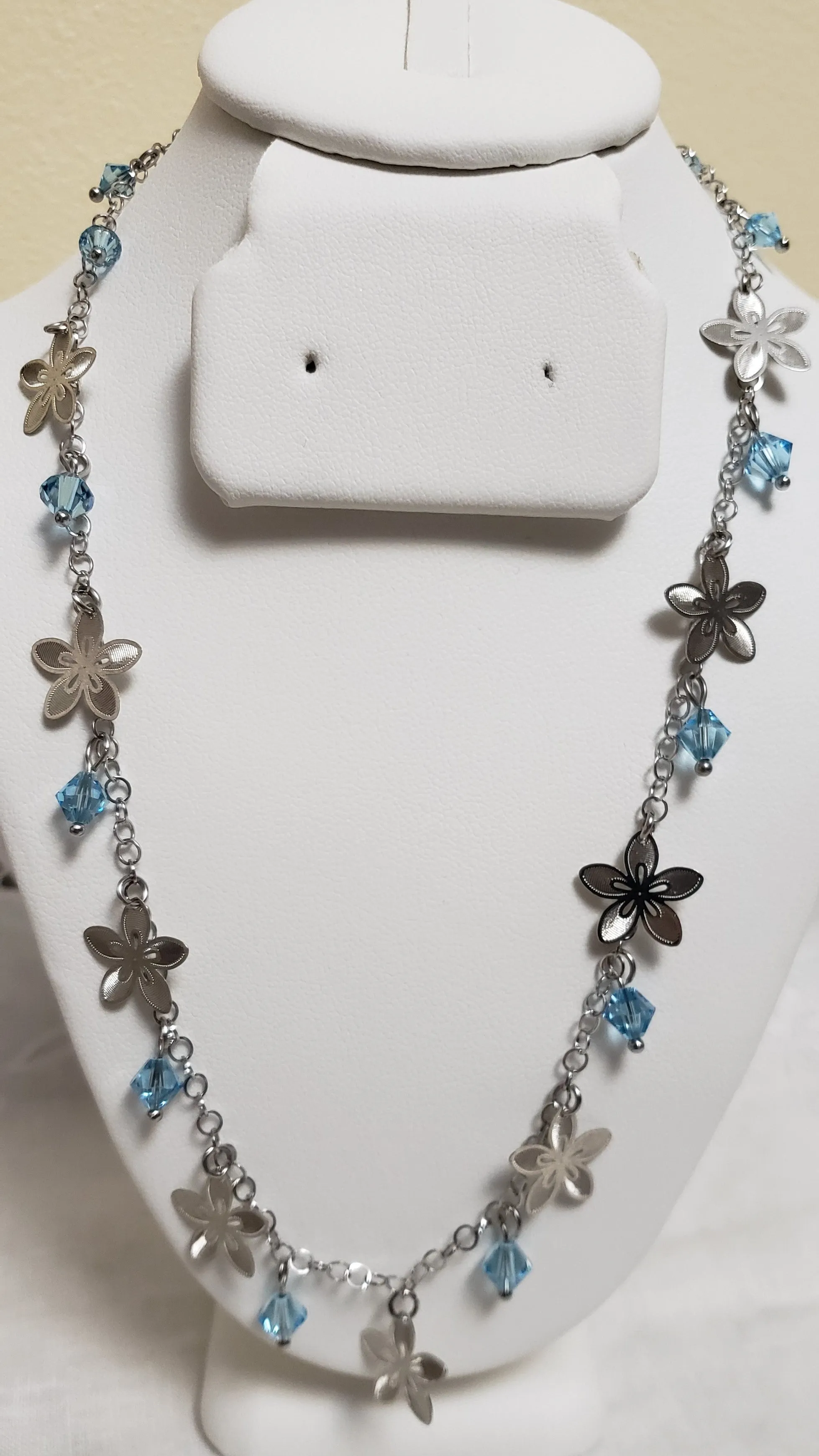 Flower Chain Necklace