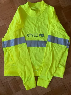 Fluorescent yellow fleece lined lightweight top with draw string S