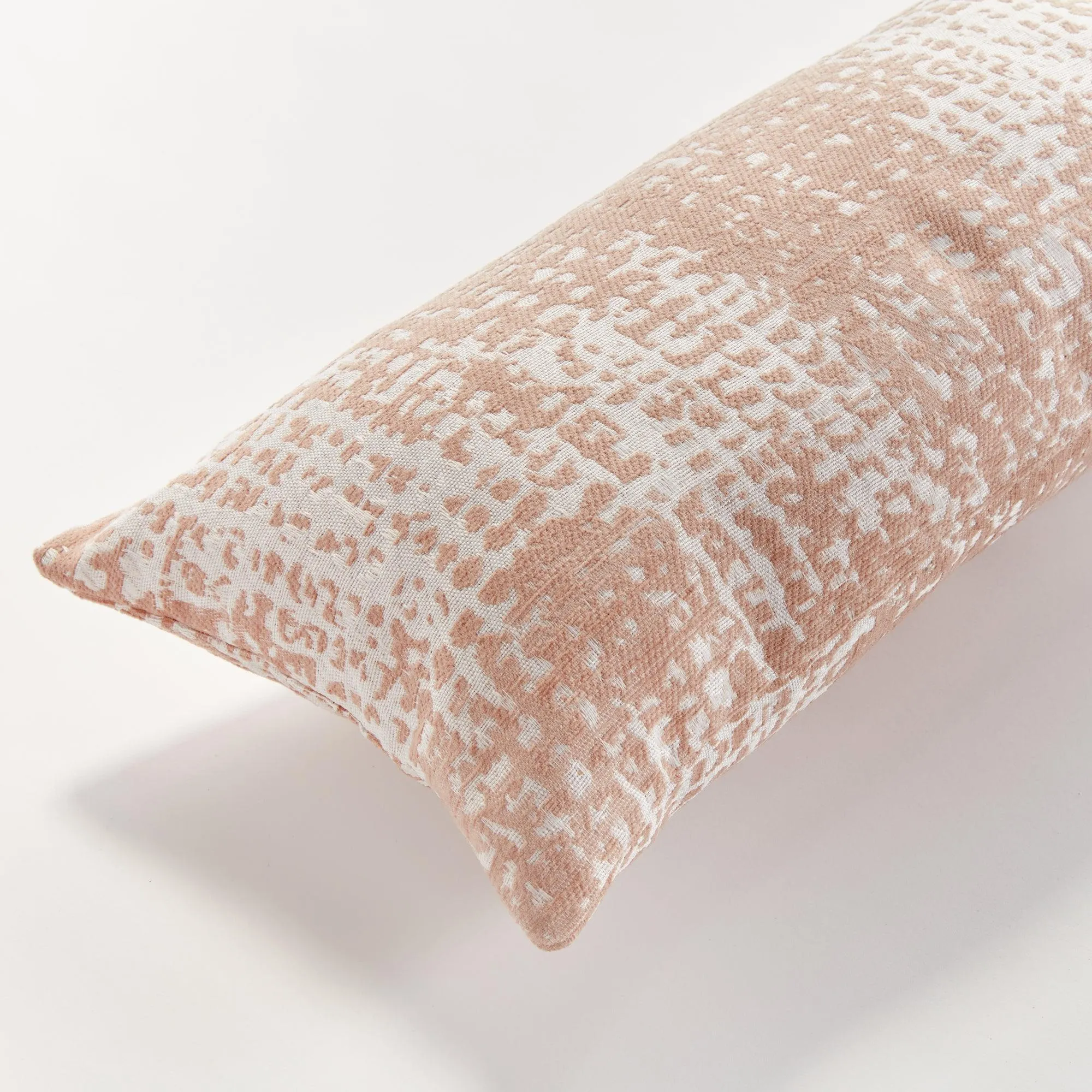 Hana Lumbar Indoor Outdoor Pillow