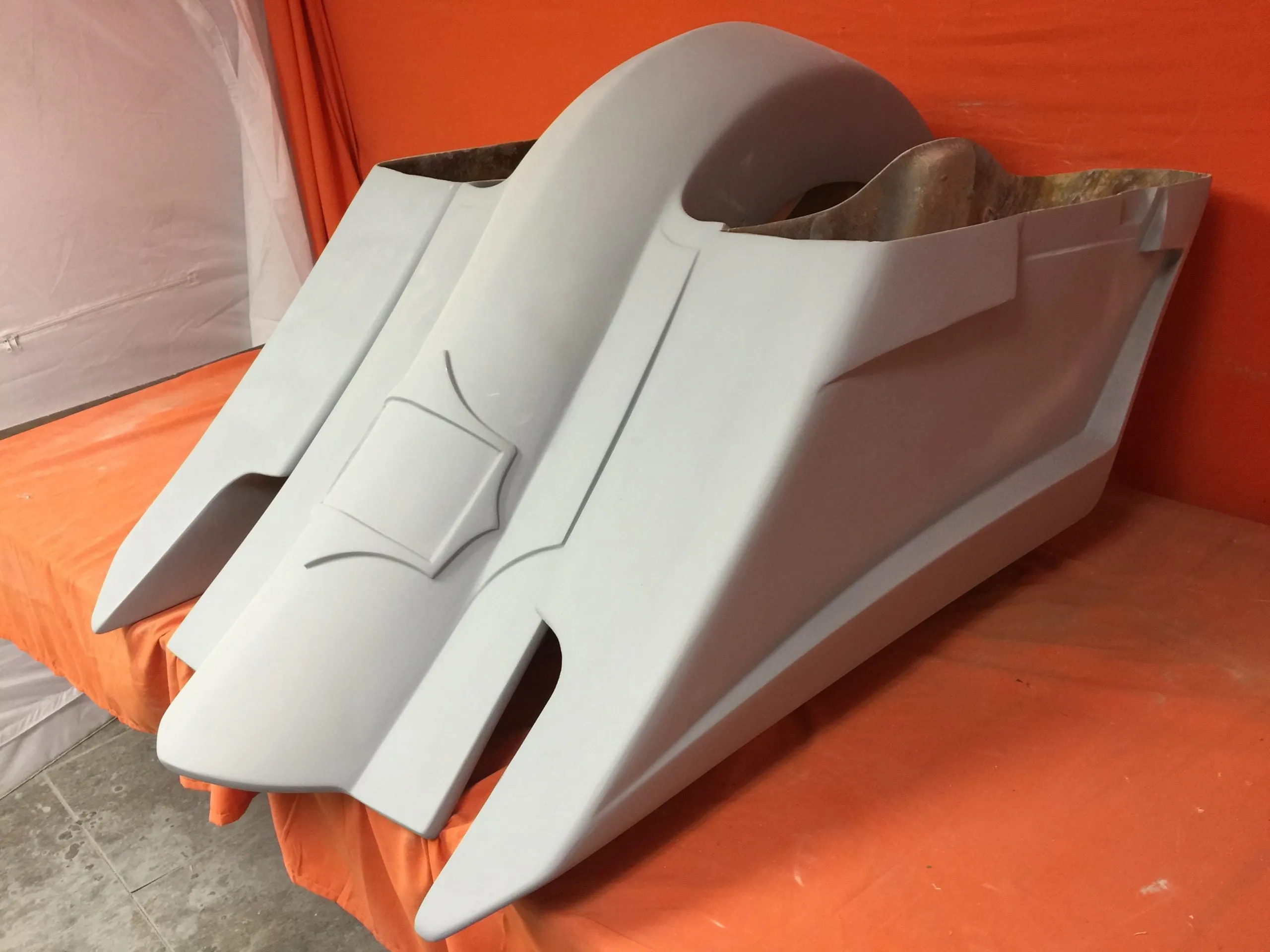 Harley Davidson 6" Trendsetter Extended Saddlebag Fender Kit - Dual Cut Outs No Lids / 2014 - 2023
