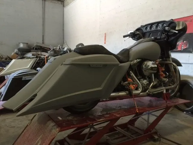 Harley Davidson 6" Trendsetter Extended Saddlebag Fender Kit - No Cut Outs   6 X 9 Speaker Lids / 2014 - 2018