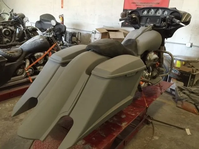 Harley Davidson 6" Trendsetter Extended Saddlebag LED Fender Kit - Right Side Cut Out   Dual 6 x 9 Speaker Lids / 2014 - 2018