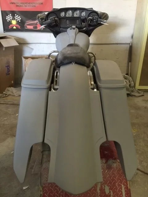 Harley Davidson 6" Trendsetter Extended Saddlebag LED Fender Kit Right Side Cut Out  No lids