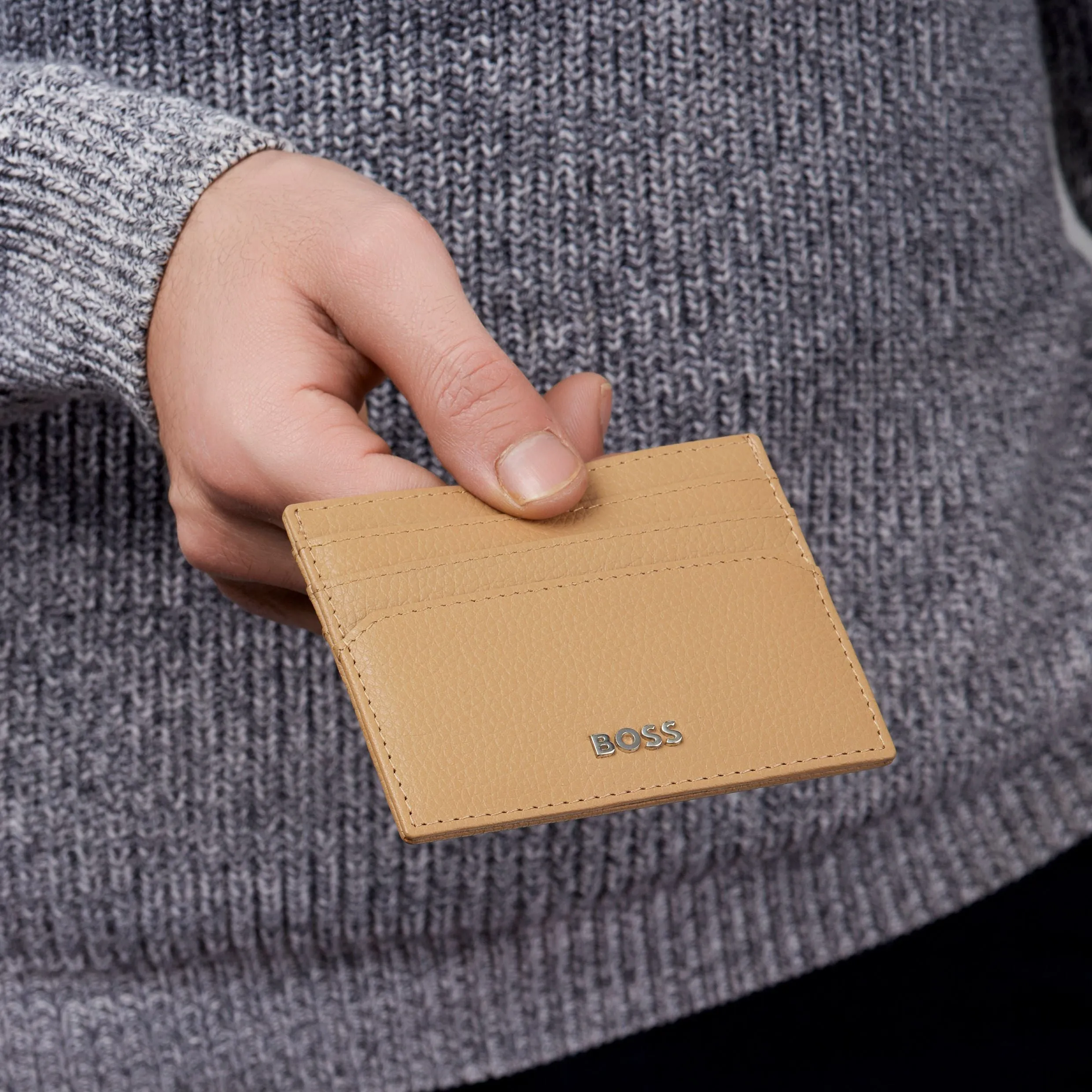 HUGO BOSS HLC416X-Card holder Classic Grained Camel