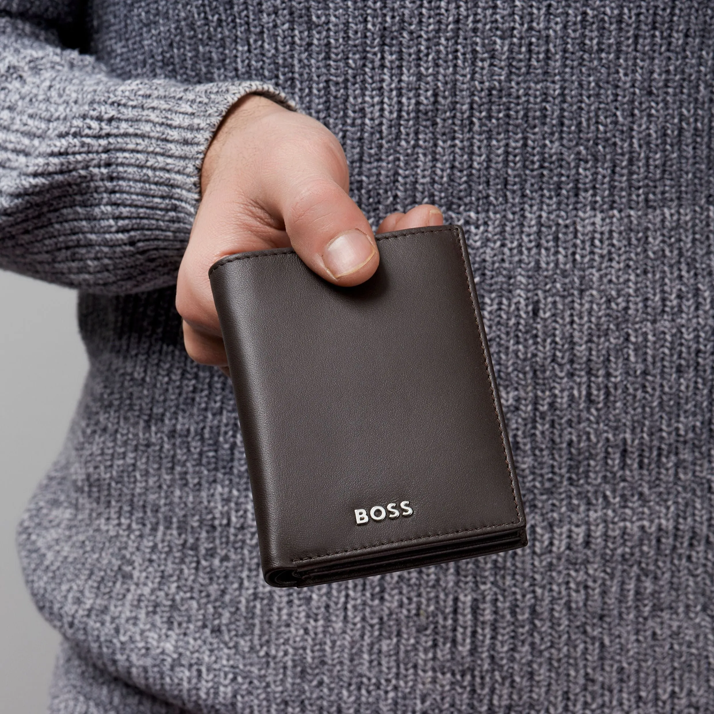 HUGO BOSS HLF403Y-Card holder trifold Classic Smooth Brown