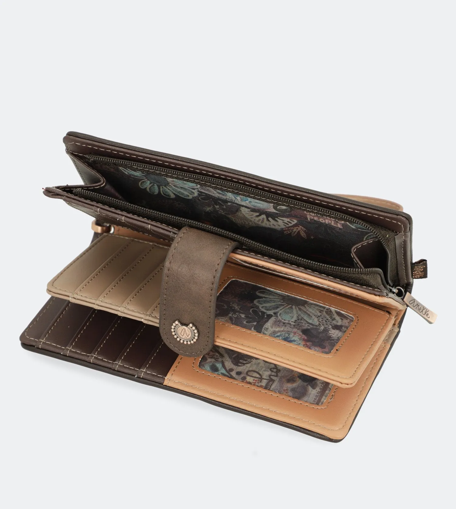Ixchel Big wallet with a zip