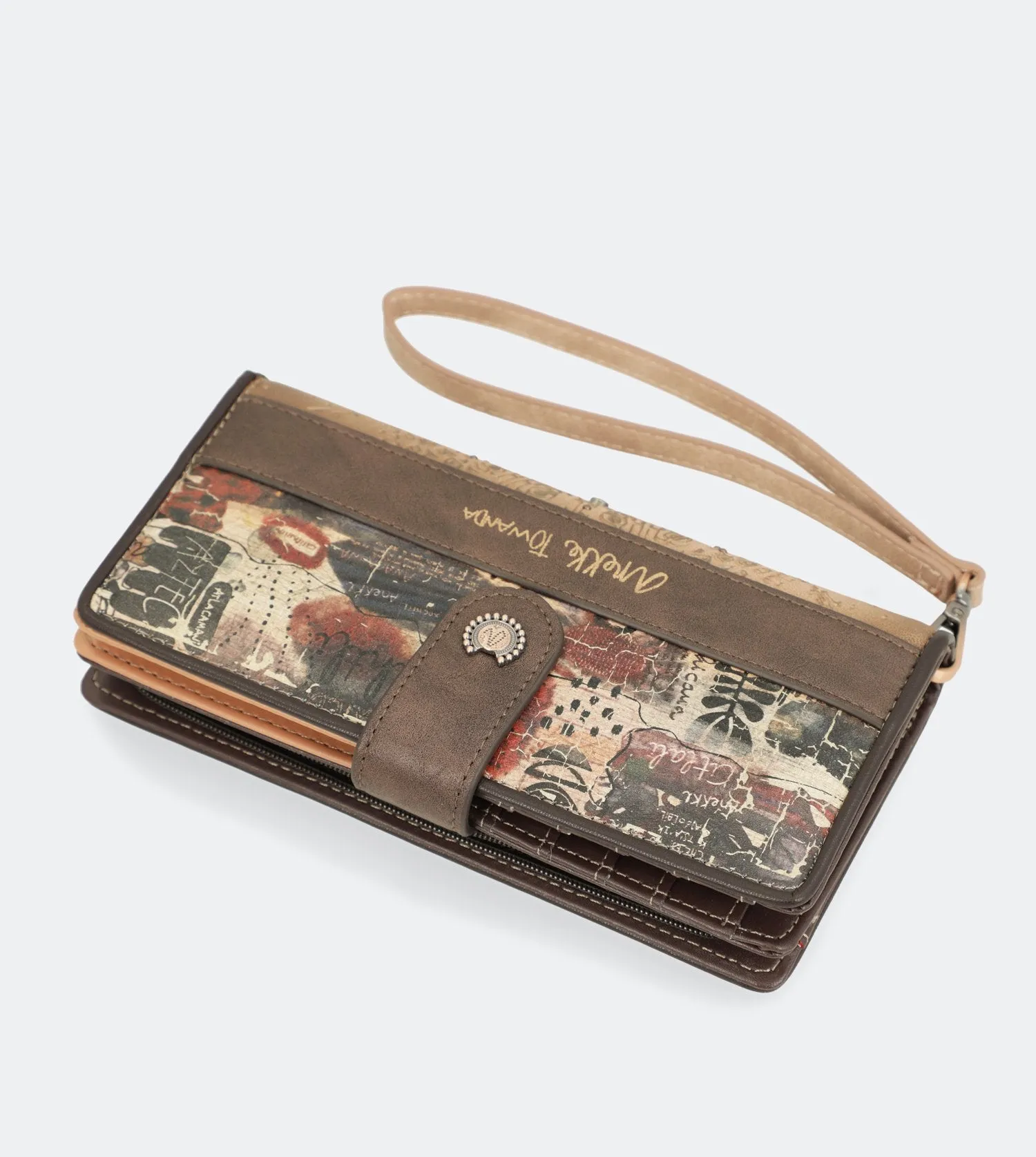 Ixchel Big wallet with a zip