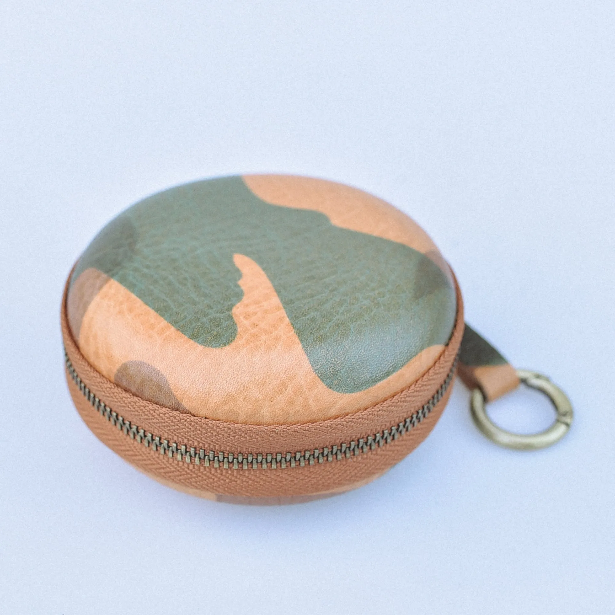 LAUREN Leather Charger Case