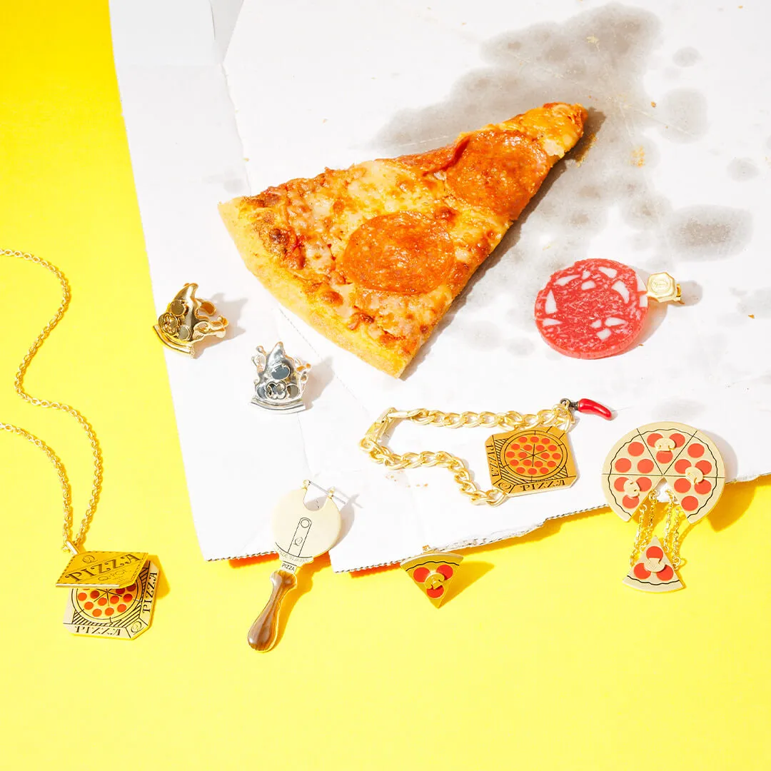 Melted Cheese Pepperoni Pizza Brooch【Japan Jewelry】