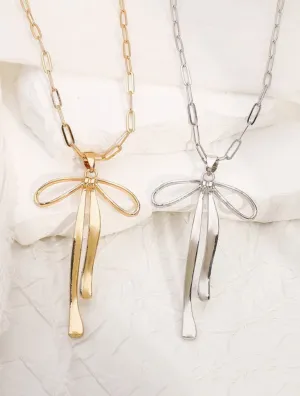 Metal Bow Pendant Necklace Gold
