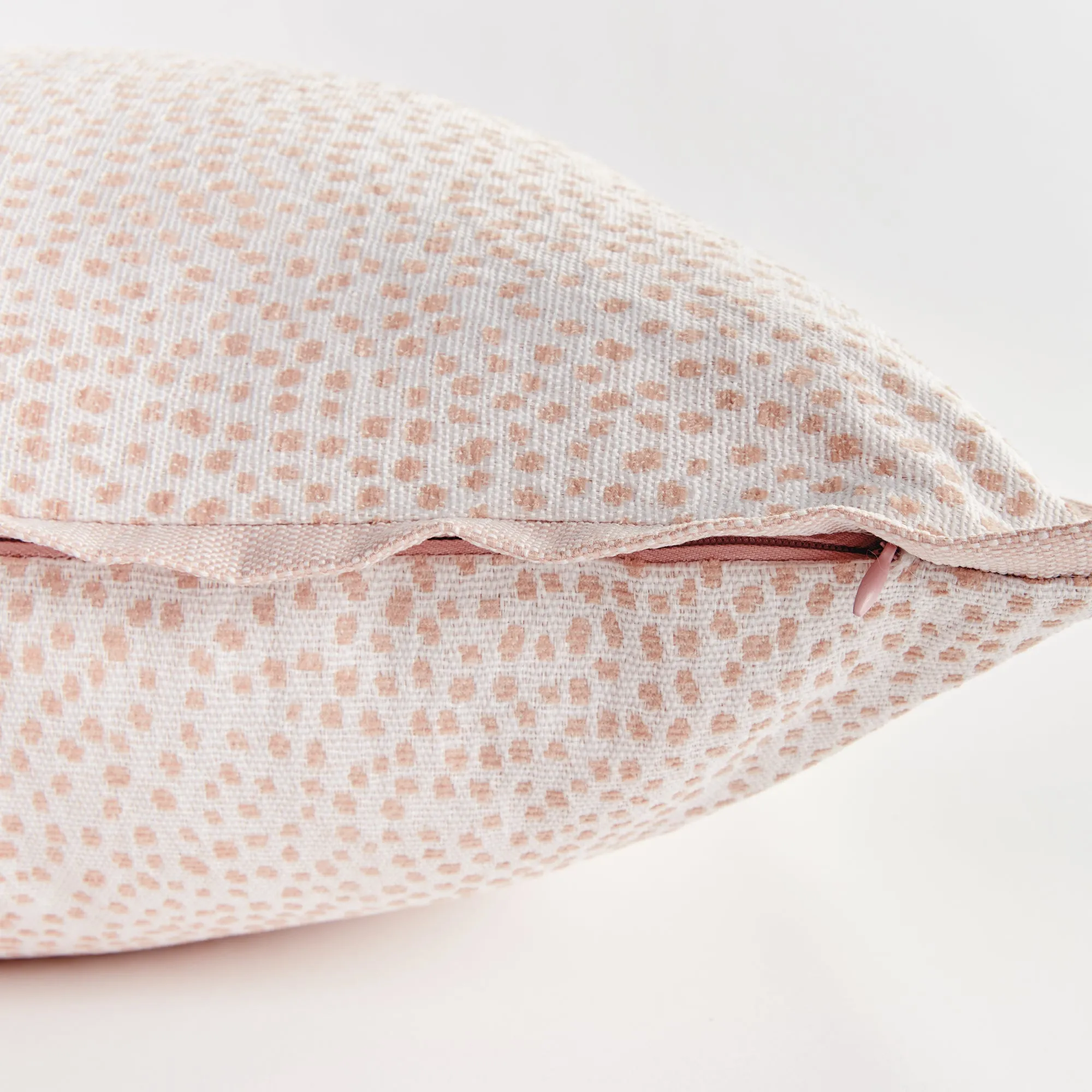 NAPA Home & Garden, BRITT SQUARE INDOOR-OUTDOOR PILLOW 24",N5LM04