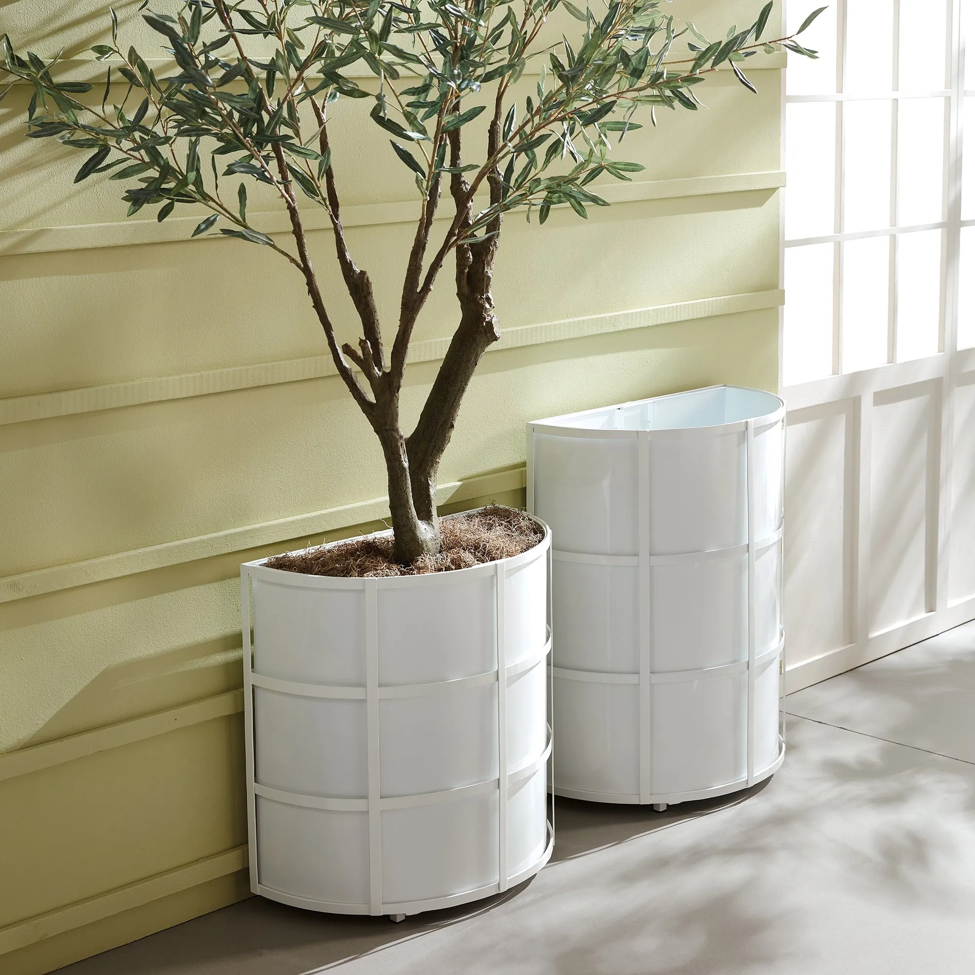 NAPA Home & Garden, FREMONT DEMILUNE PLANTER SHORT,N2MJ01WH