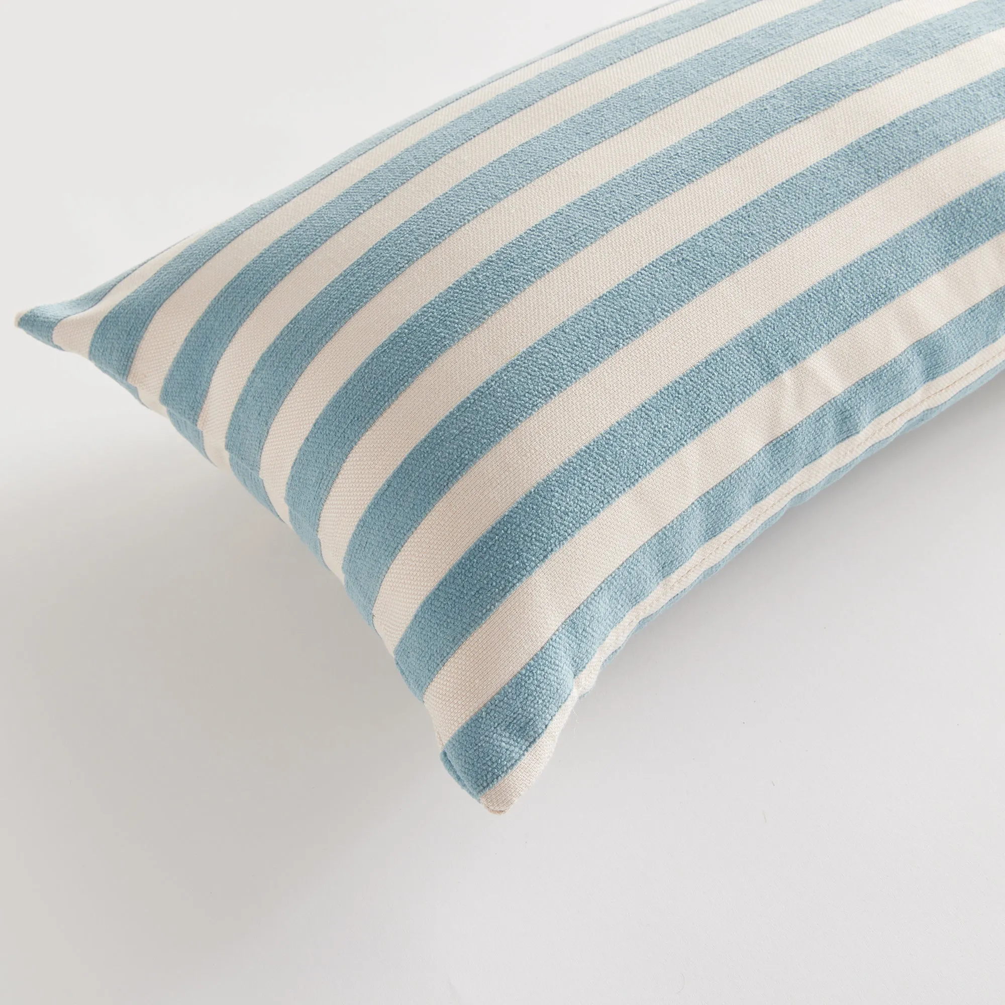 NAPA Home & Garden, GRANT LUMBAR INDOOR-OUTDOOR PILLOW,N4UM14BL