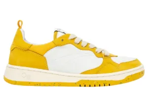 Oncept: Phoenix in Yellow Maize