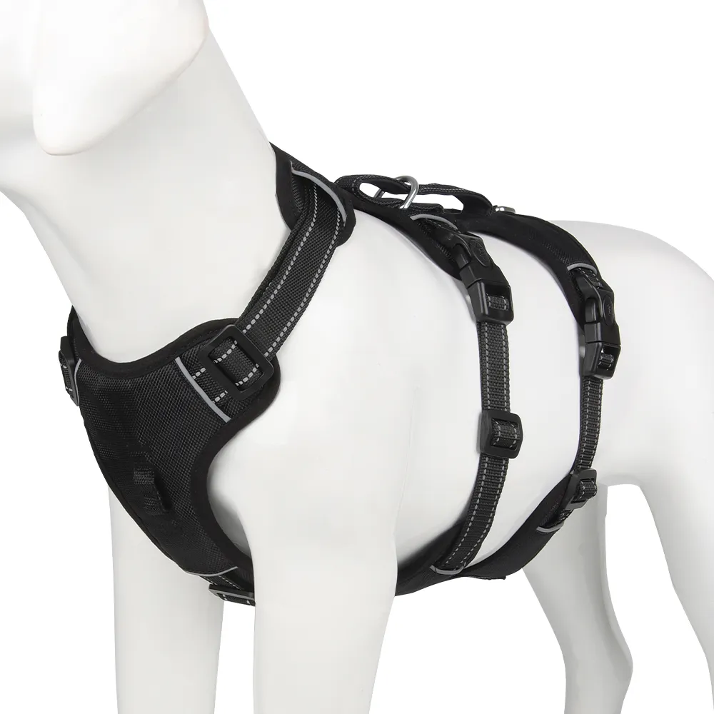 Reflective Dog Harness – Comfort, Control, and Safety for Active Dogs