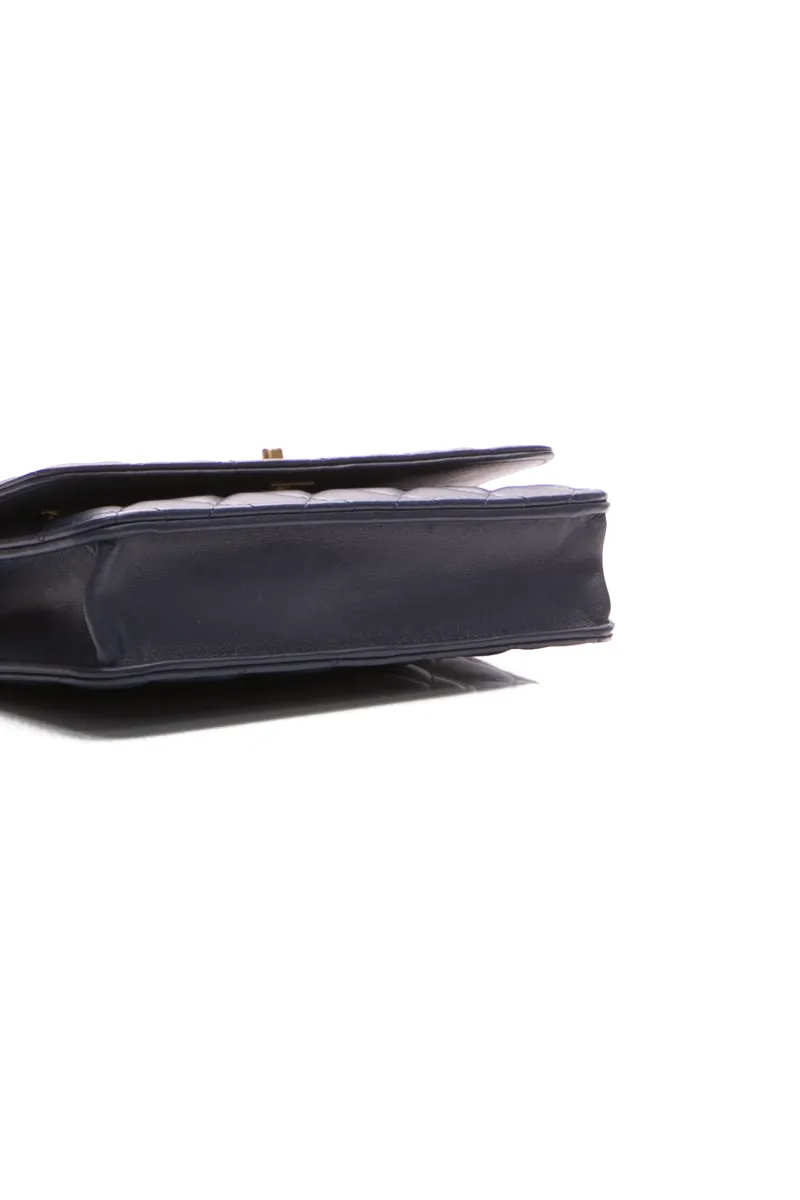 Top Handle Wallet On Chain Bag
