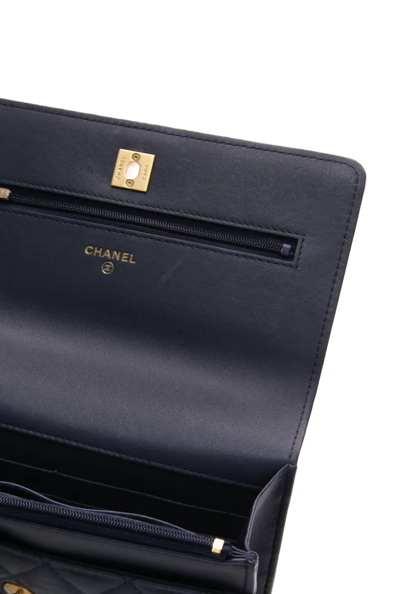 Top Handle Wallet On Chain Bag