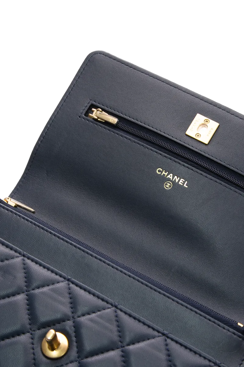 Top Handle Wallet On Chain Bag