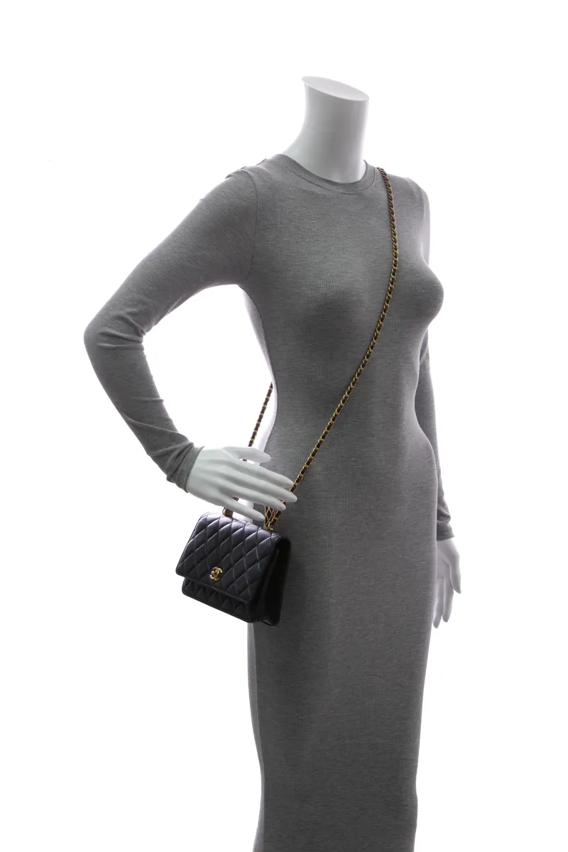 Top Handle Wallet On Chain Bag