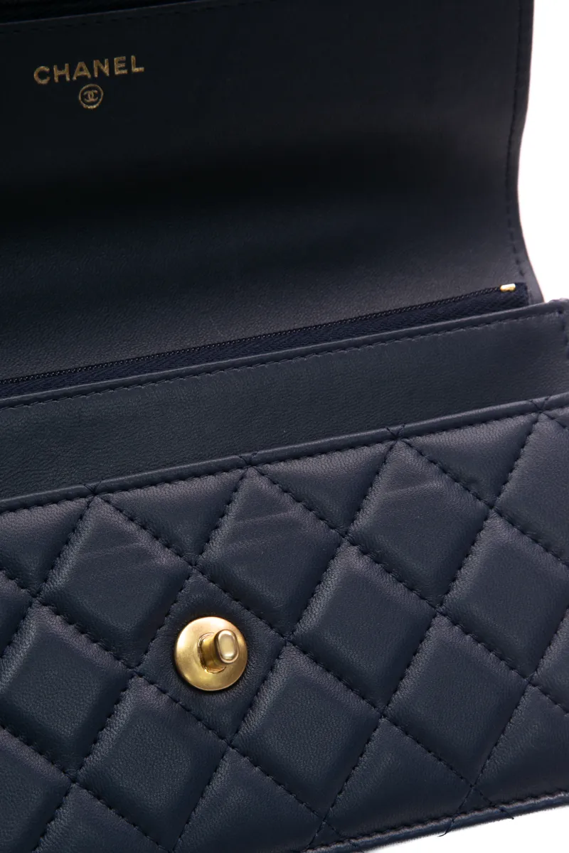 Top Handle Wallet On Chain Bag