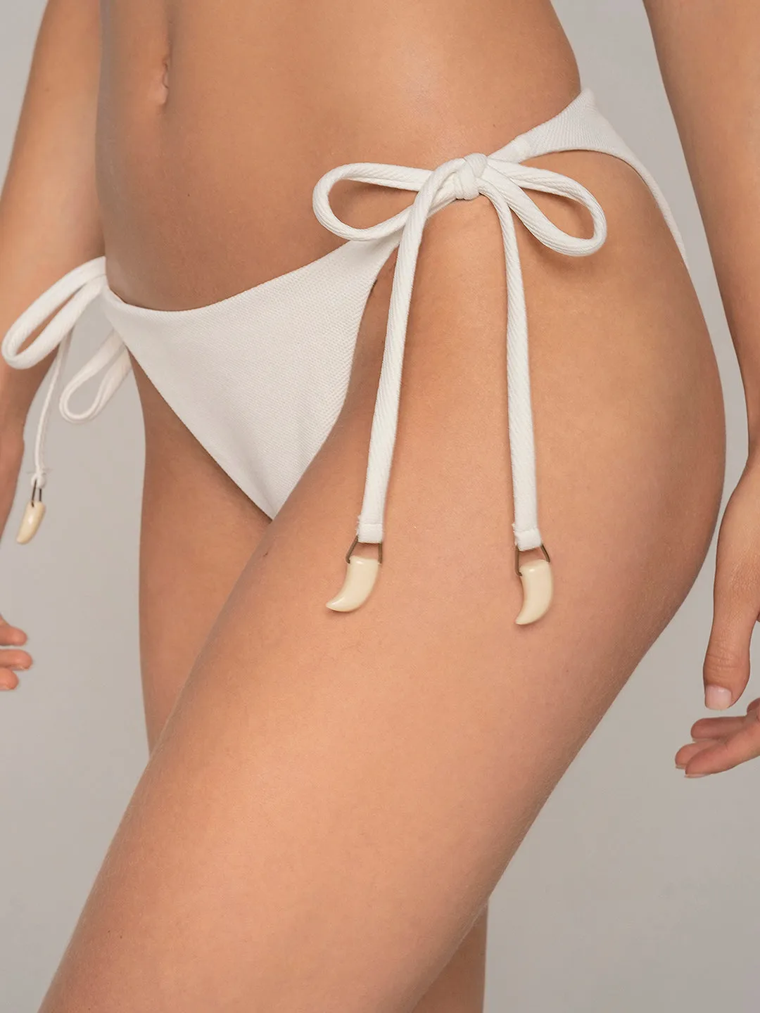 Triangle String Bikini - CRISPY CREAM
