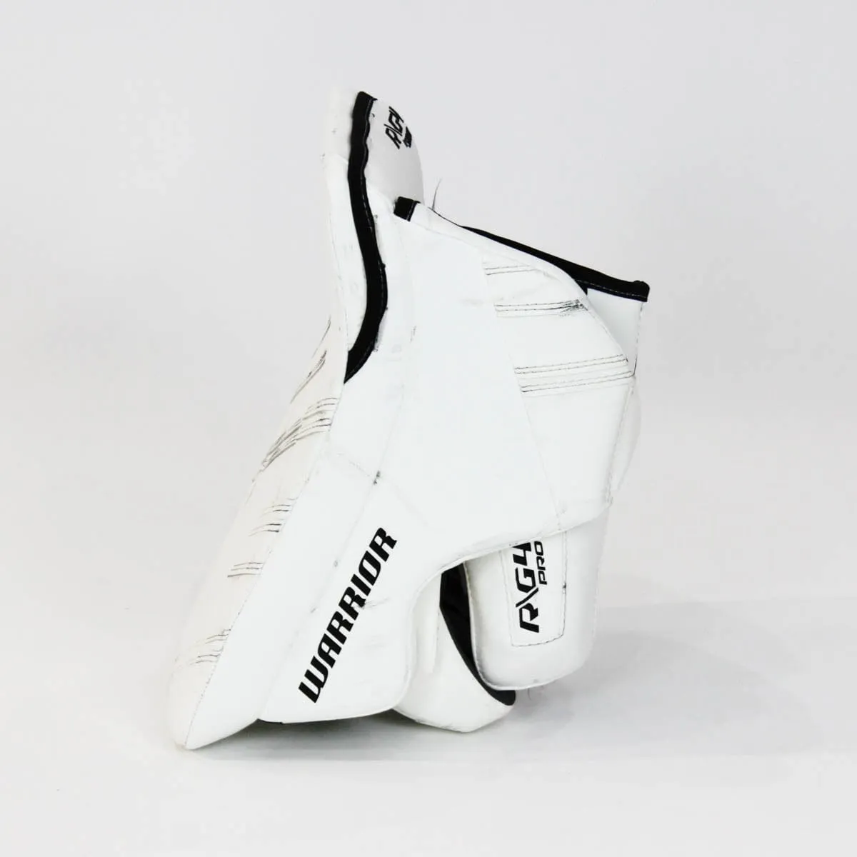Warrior Ritual G4 Pro Senior Goalie Blocker - Demo A