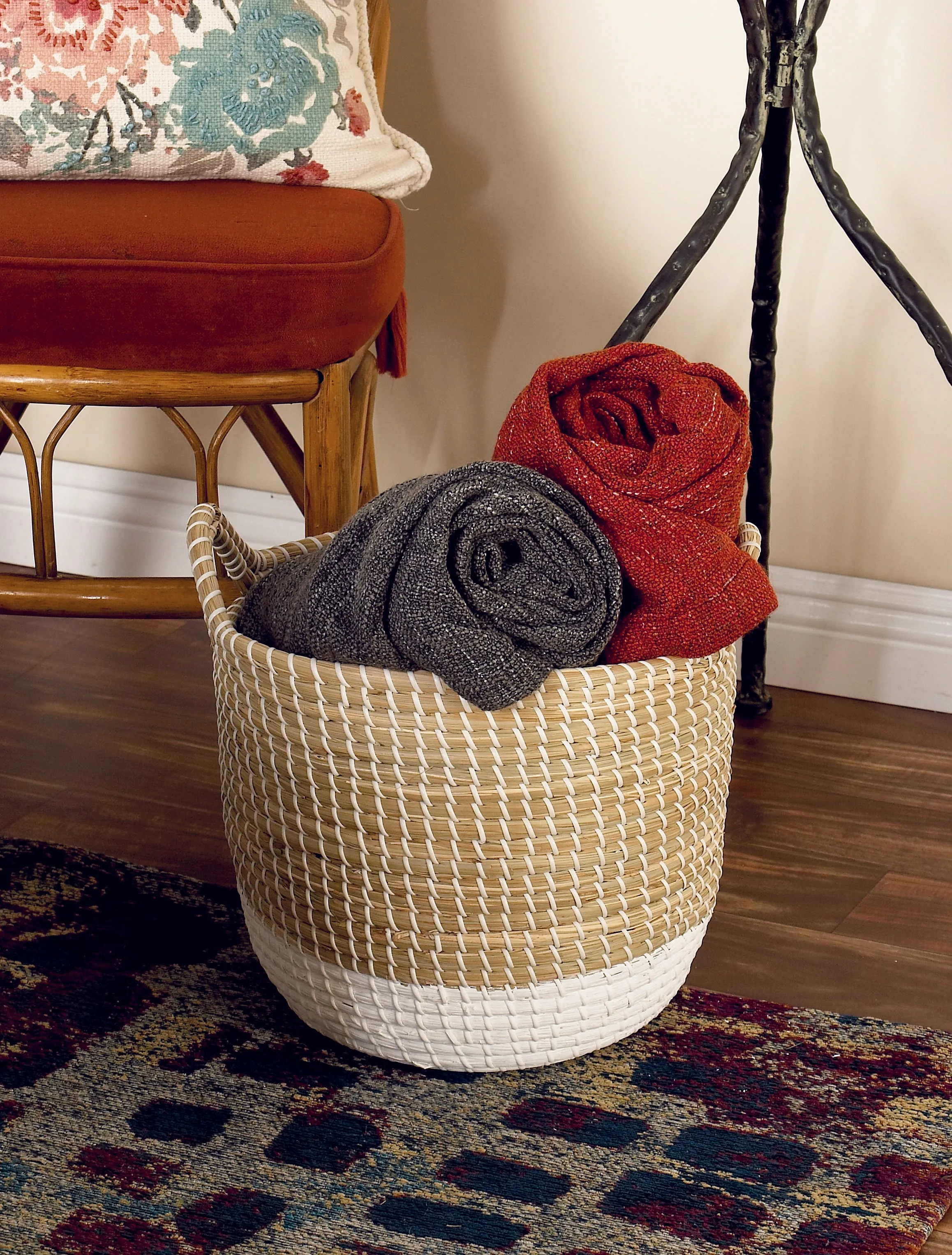 WHITE SEAGRASS BASKETS