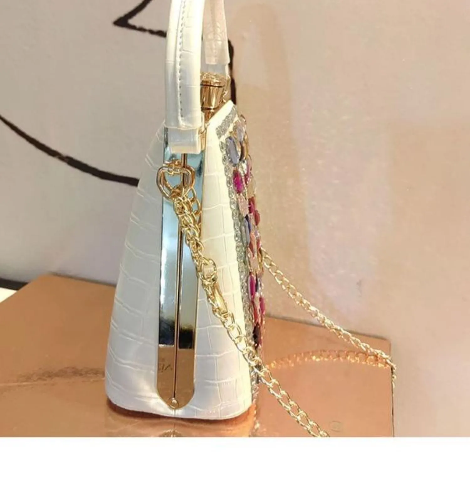 XIEYINSHE 2025 high-quality clip bags, new diamond-encrusted women's bags, shoulder bags, versatile, cute, Popular-style exquisite lady bags